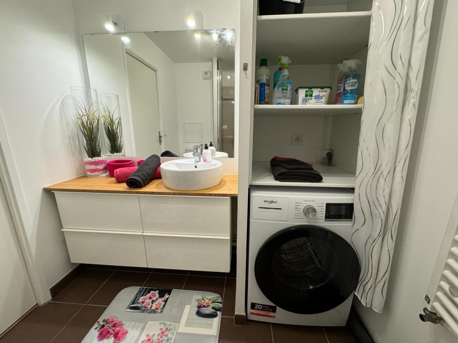 Appartement L'e-crin, Deux Pieces Avec Jardin